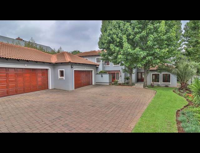 5 BEDROOM HOUSE FOR SALE IN MIDSTREAM ESTATE